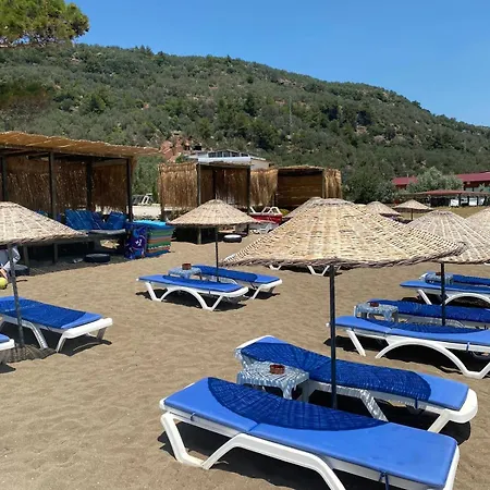 The Garden Tiny Homes Bed & Breakfast