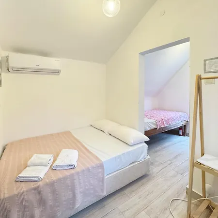 The Garden Tiny Homes 3*