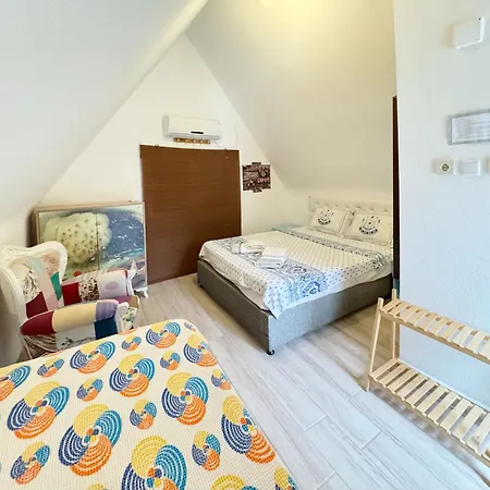 The Garden Tiny Homes Айваджык