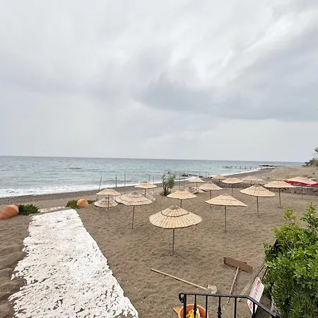 Bed & Breakfast The Garden Tiny Homes Ayvacik (Canakkale)